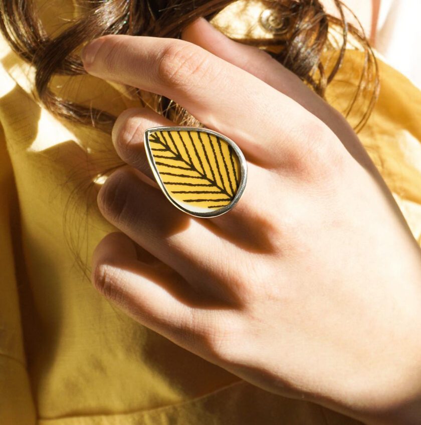 ARTISTICA Autumn Leaves Ring - Gambar 3